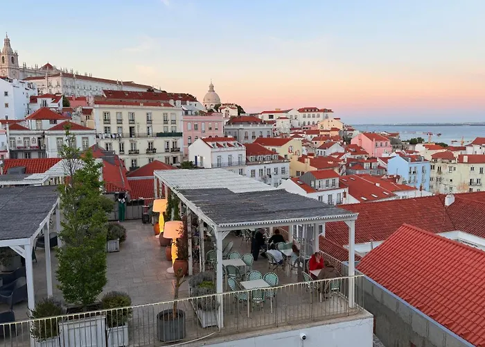 Asian Everest House Lisbon
